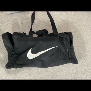 Black Nike duffle bag (Large)